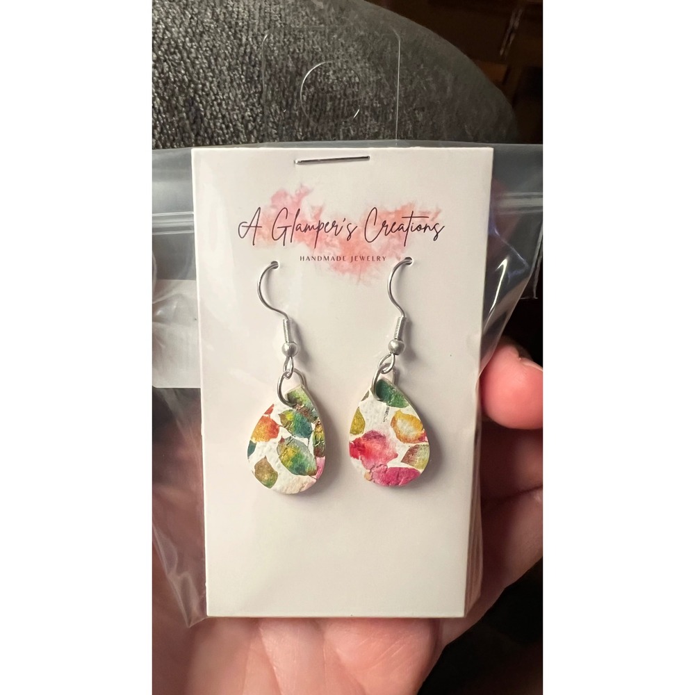 A Glamper's Creations Teardrop‎ Earrings Womens Mini Pink Orange Floral NWT Cork
